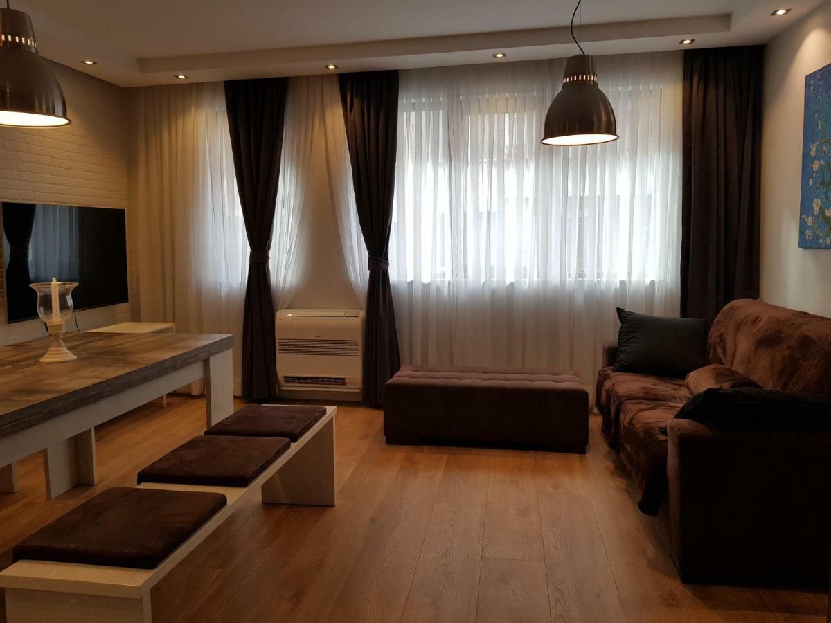 Luxury Apartments In Top City Center Varna 2 Екстер'єр фото